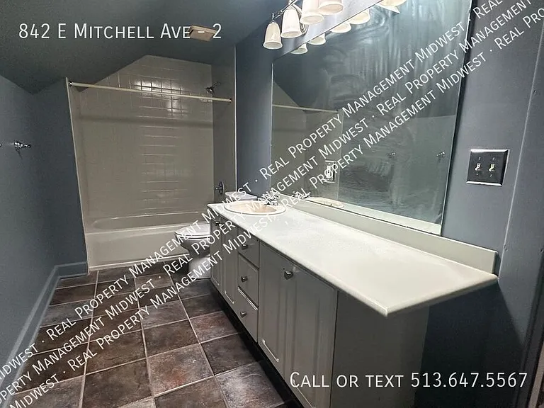 842 E Mitchell Ave #2 — Photo 9