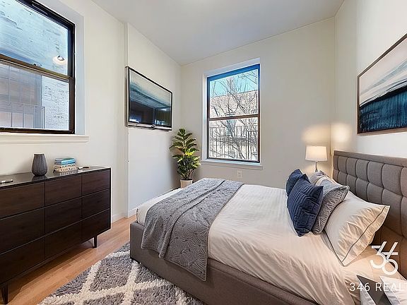 4th image of 9 W 107th St APT 11