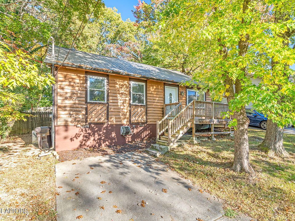 1st image of 1614 Woodpointe Dr