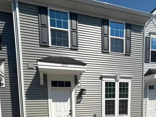213 Reids Place Dr, Suffolk, VA 23434