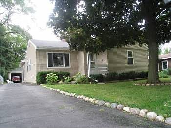 1st image of 121 N Fairlawn Ave