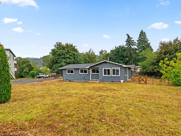 117 E B Ave, Drain, OR 97435