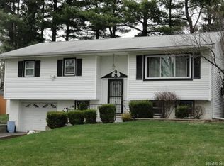 26 Vincent Dr, Middletown, NY 10940