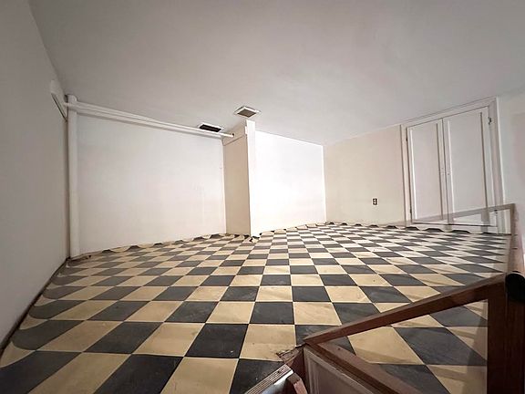 4th image of 102 W 87th St APT 2N