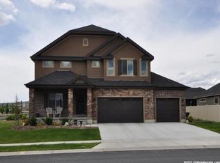 1467 W Mule Train Dr, Bluffdale, UT 84065
