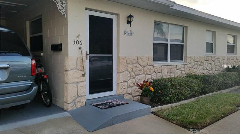1st image of 12400 Park Blvd APT 306