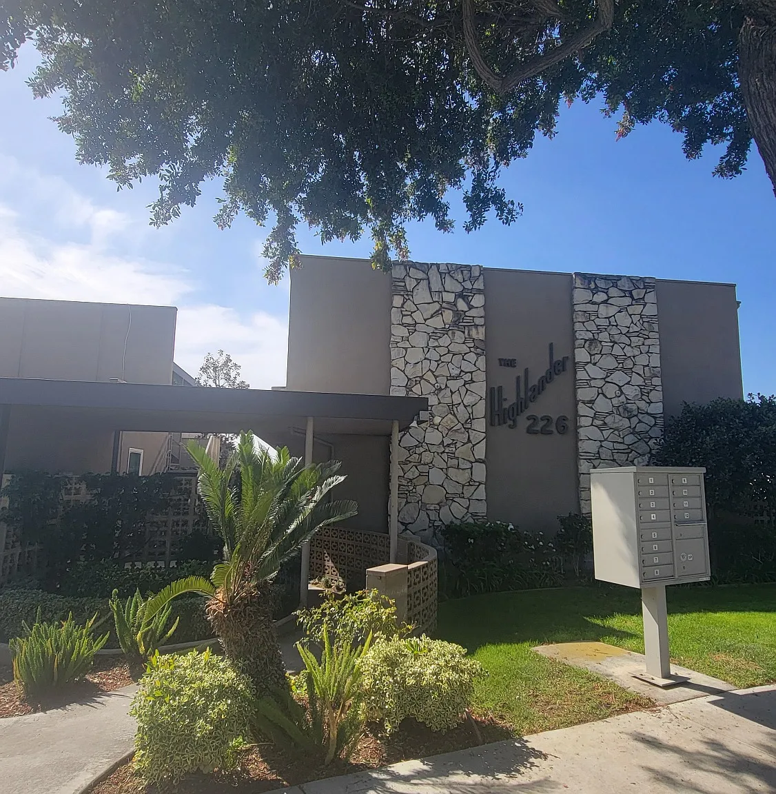 1 bed, 700 sqft, $2,275 — Photo 1