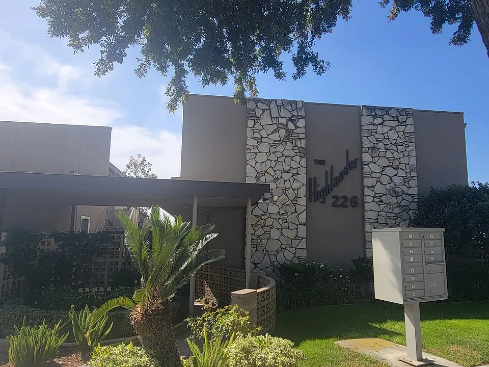 226 W Union Ave #3