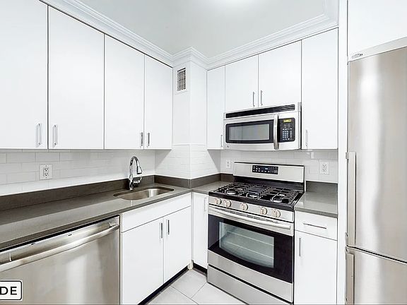 4th image of 96 5th Ave APT 6A