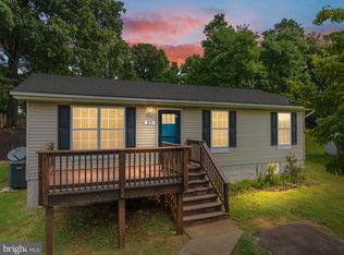 57 Crestview Dr, Front Royal, VA 22630