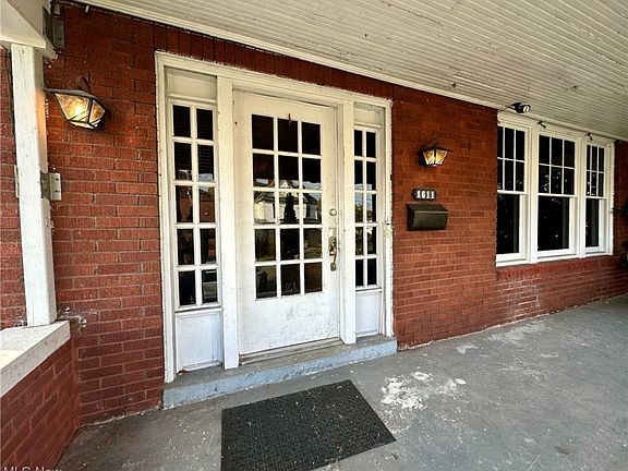4th image of 1611 Lynn St