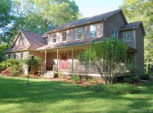 31 Jacobson Farm Rd, East Hampton, CT 06424