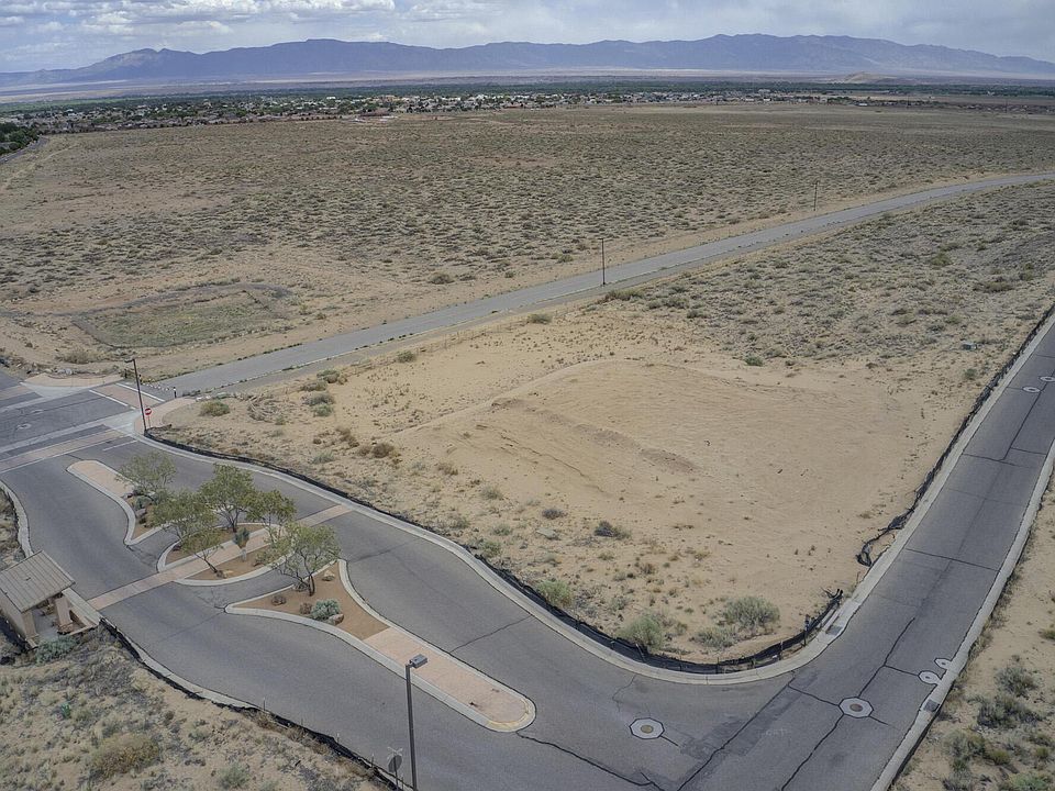 1st image of 1150 Vista De Bosque SW
