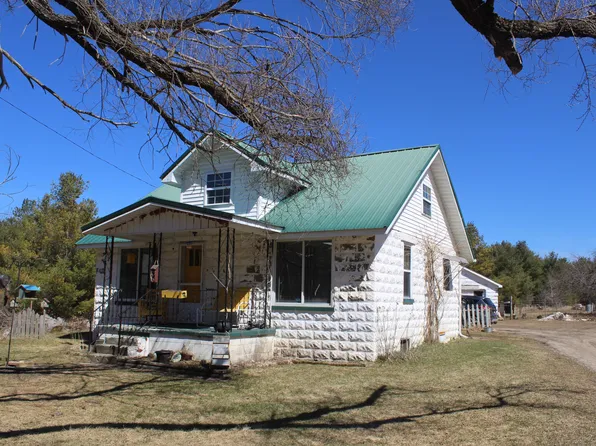 1932 Knepp Rd, Fairview, MI 48621