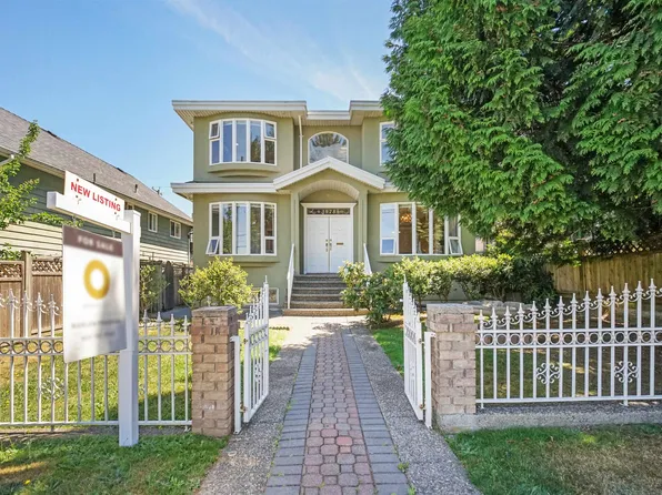 3978 Victoria Dr, Vancouver, BC V5N 4N1