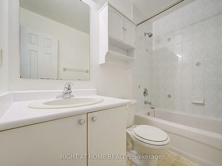 120 Railroad St #9 — Photo 23