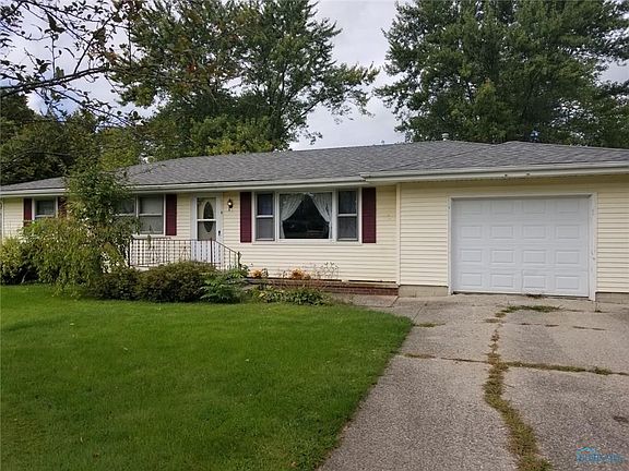 2nd image of 1115 Cherry St