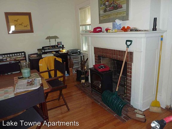 5th image of 240 W Lakelawn Pl