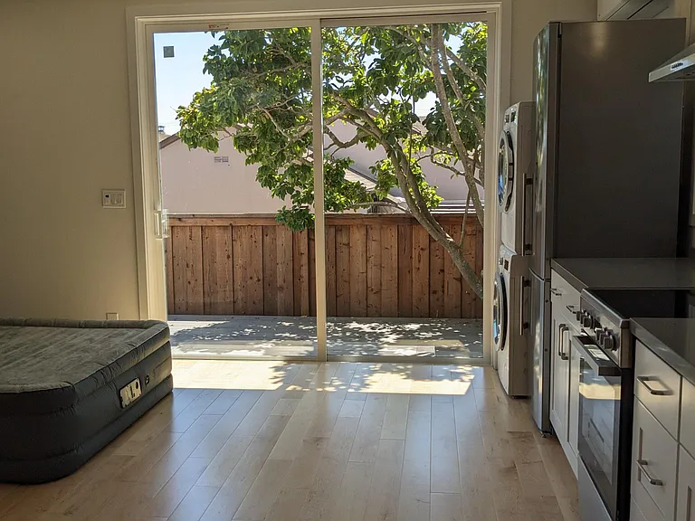 1722 Sonoma Ave — Photo 26