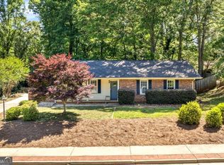 1009 College Station Rd, Athens, GA 30605