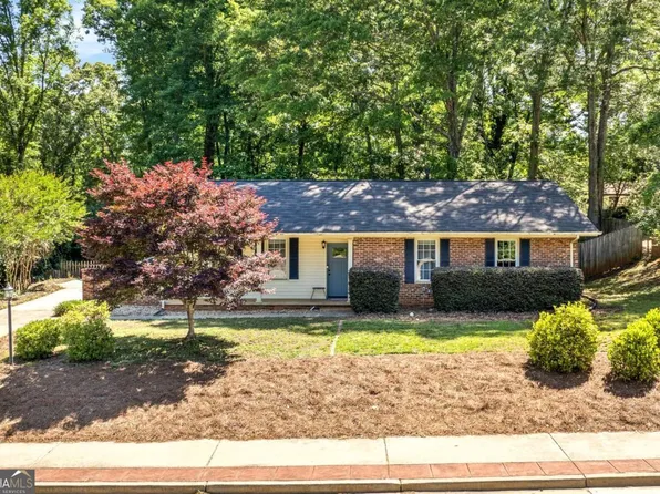 1009 College Station Rd, Athens, GA 30605