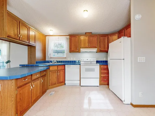 1503 Sylmar Pl #28, Loveland, CO 80537