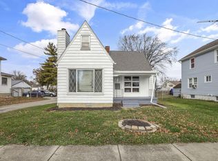 814 W Main St, Hebron, OH 43025