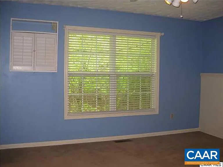 24 Zephyr Rd — Photo 7