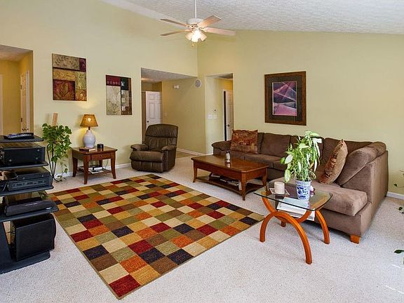 3rd image of 15730 Symphony Blvd