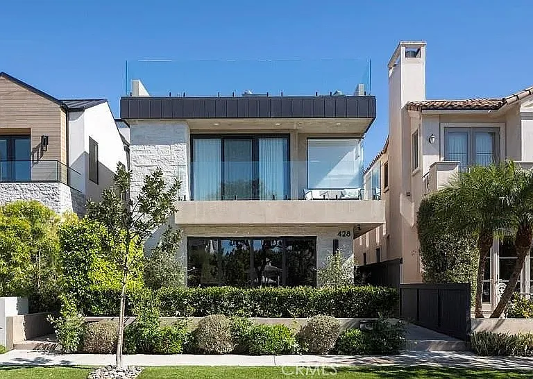 428 Fernleaf Ave — Photo 3