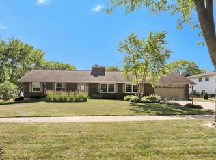 5850 Kingston Ave, Lisle, IL