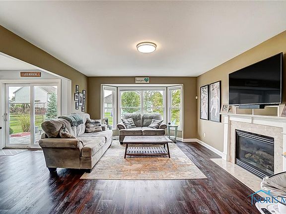 5th image of 1713 Horseshoe Bend Dr