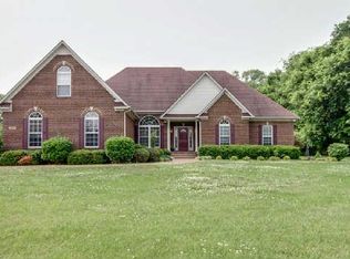 1362 Charleston Ln, Columbia, TN 38401