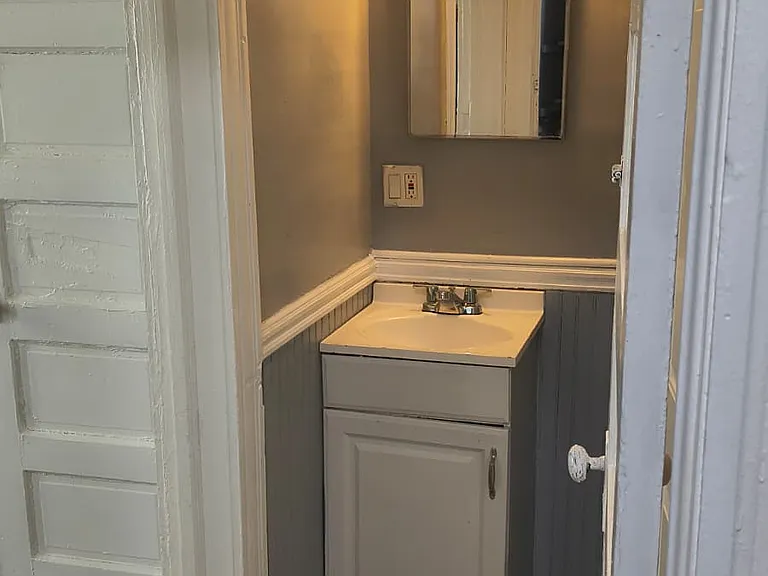 49 Lawlor St #3N — Photo 20