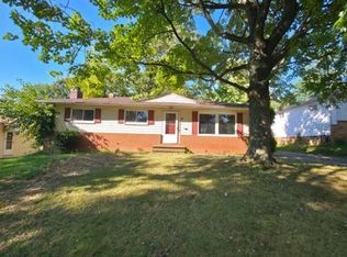 8185 Green Dr, Garfield Heights, OH 44125