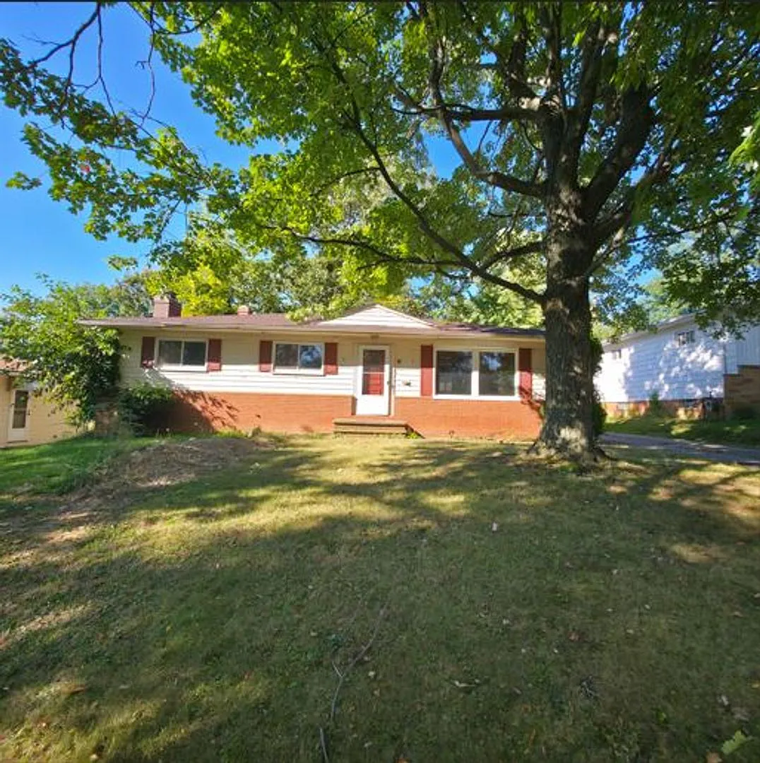 8185 Green Dr photo 1