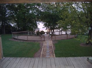 1050B Lakeland Dr, Gallatin, TN 37066