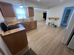 1601 N Ballenger Hwy, Flint, MI 48504