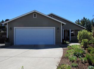 1113 Gibbs Ct, Medford, OR 97501