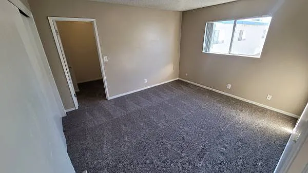 Serramonte Park Apts — Photo 9
