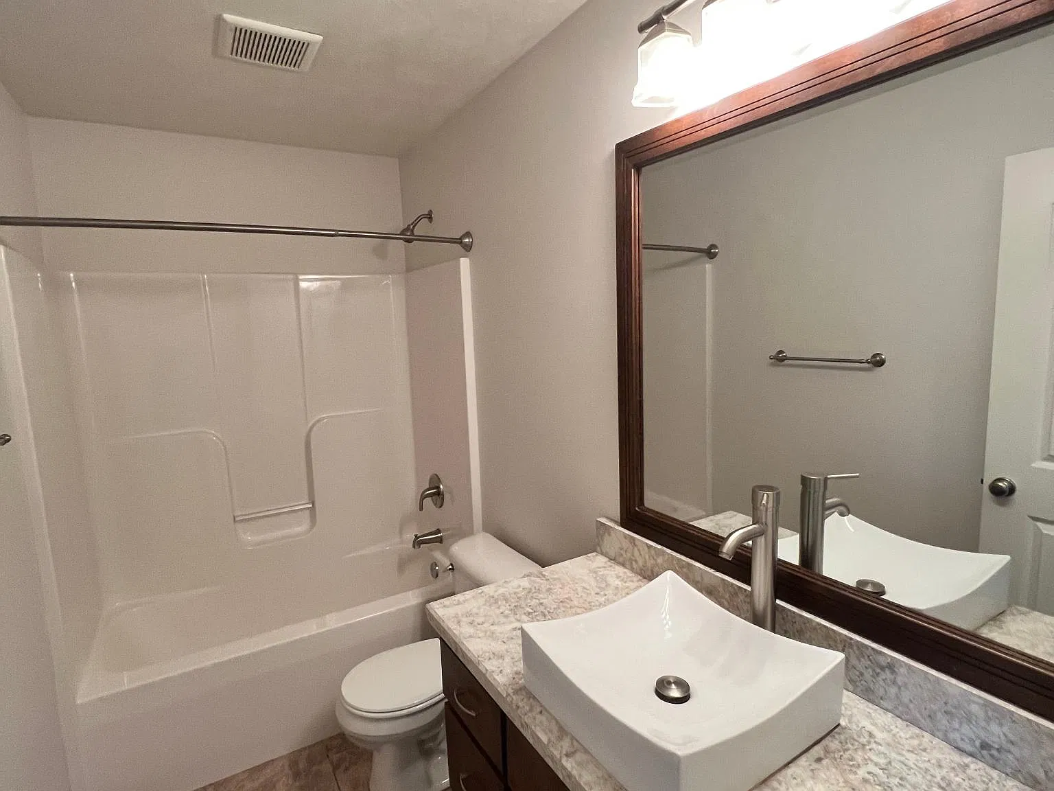 2611 W Sudbury St — Photo 4