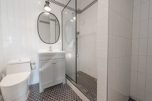 Rented by Nolita Group | media 10