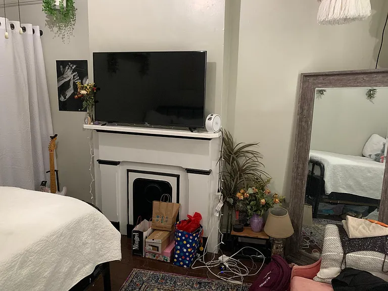 323 S Laurel St — Photo 8