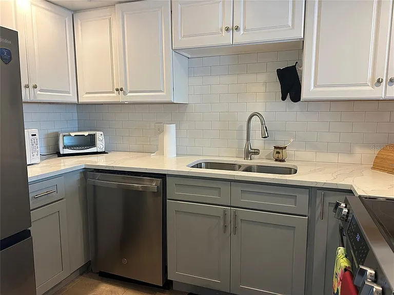 6161 Gulf Winds Dr #150 — Photo 13