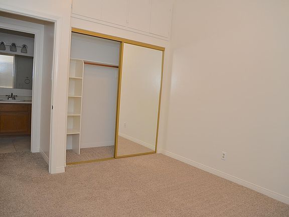 3rd image of 516 S Seaward Ave #516