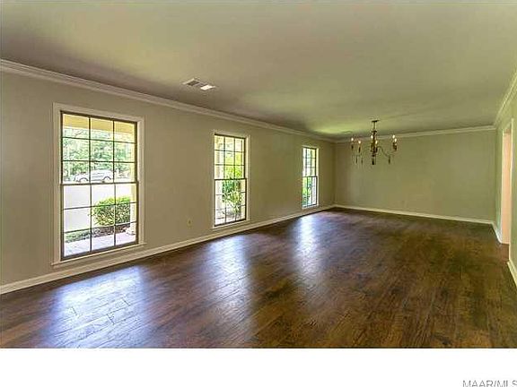 4th image of 1101 Greystone Dr