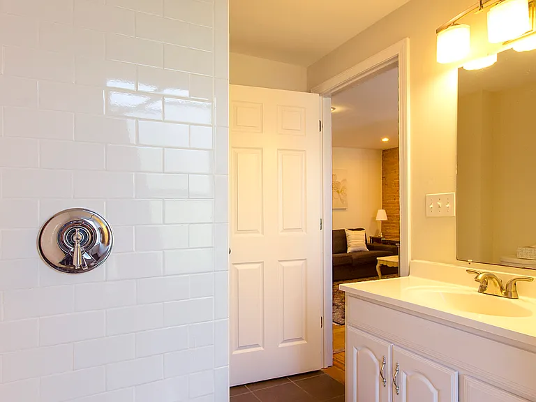 237 Northampton St #3 — Photo 9