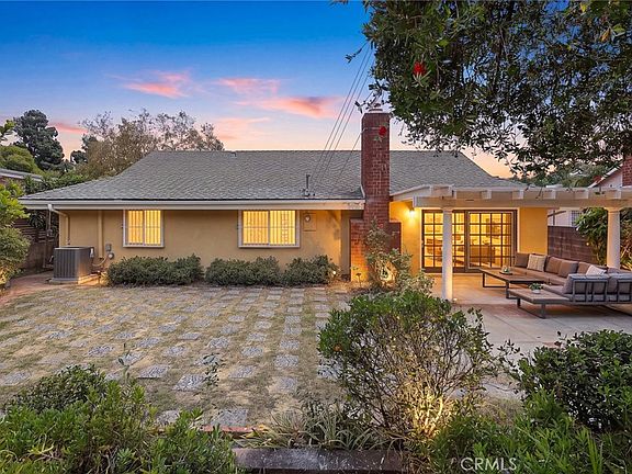 3rd image of 317 Casuda Canyon Dr
