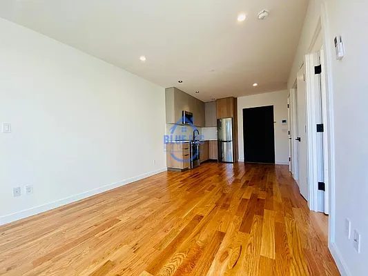 Rented by Blue Egg Realty Corp | media 12