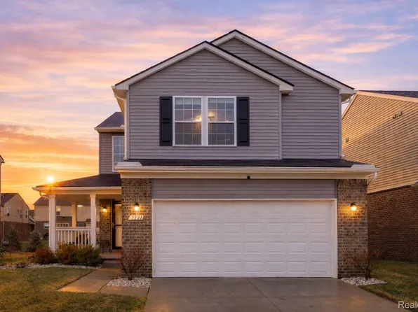 7121 Chandler Dr, Van Buren Township, MI 48111